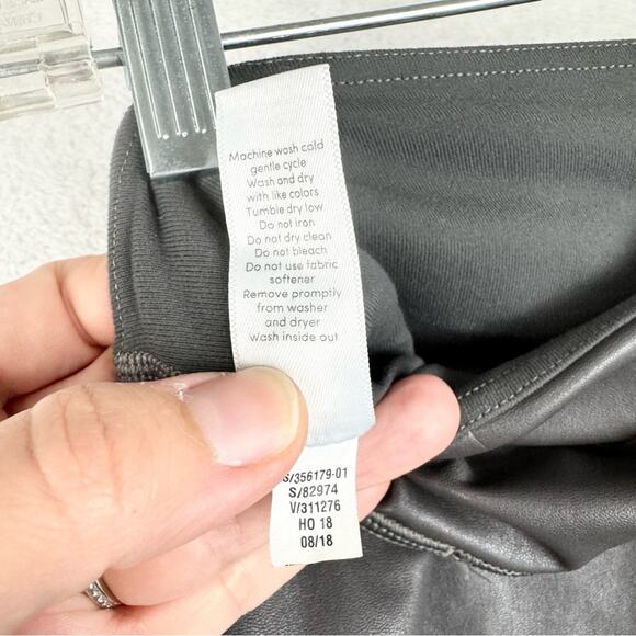 Athleta All Over Gleam Active Tight Pant Legging Arol Gray Faux Leather Size S - Picture 10 of 13
